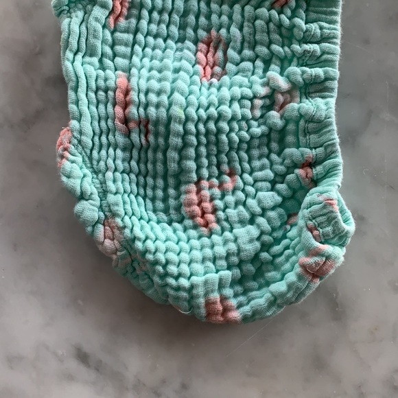 Angel Dear Muslin Set 6-12 months - Picture 2 of 2